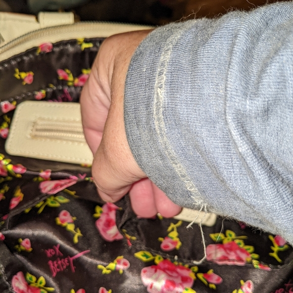 BETSEY JOHNSON LARGE BAG - Picture 12 of 14